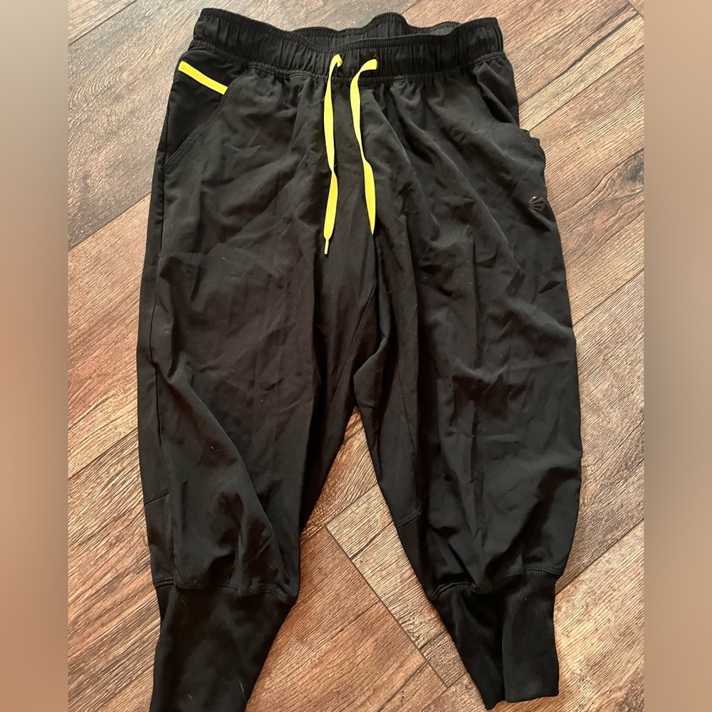 Impact Jillian Michaels joggers size small